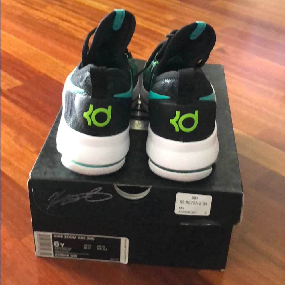NIKE KD shoes